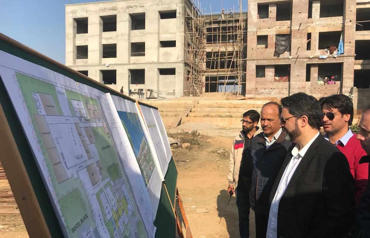 VC JKPCC inspects works in Kathua