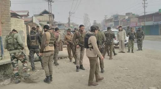 Civilian injured in grenade attack in Pampore