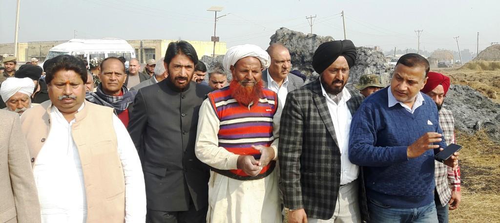 G A Mir along with senior Congress leaders tours border areas of Jammu