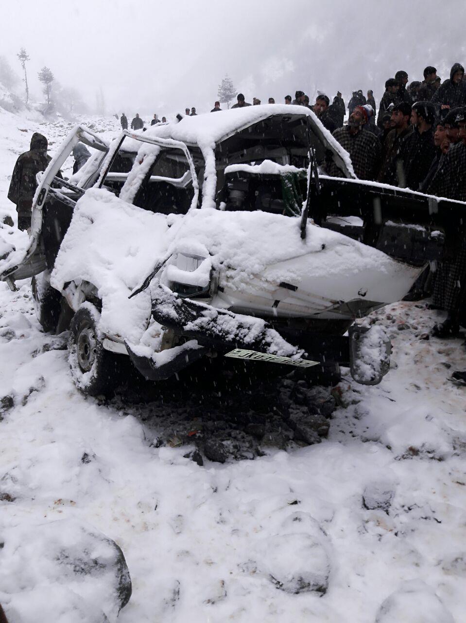 Husband-wife duo among three dead in road mishap