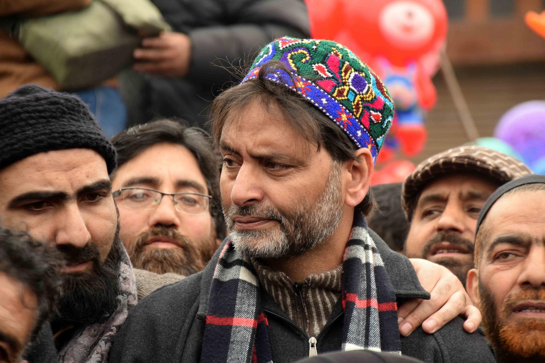 JKLF pays tributes to Wamiq Farooq on his anniversary