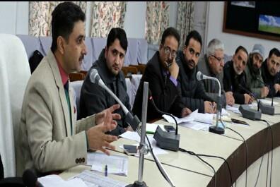 DDC Kupwara flags-off progressive farmers’ tour under ATMA