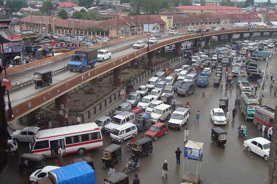 Operate from Haftchinar stand only: SSP Traffic to Sumo, Tavera drivers