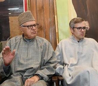 Farooq, Omar condole demise of daughter of Asgar Ali Karbalai