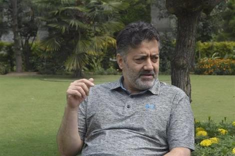 Imran Ansari condoles demise of mother of MLA Gulmarg