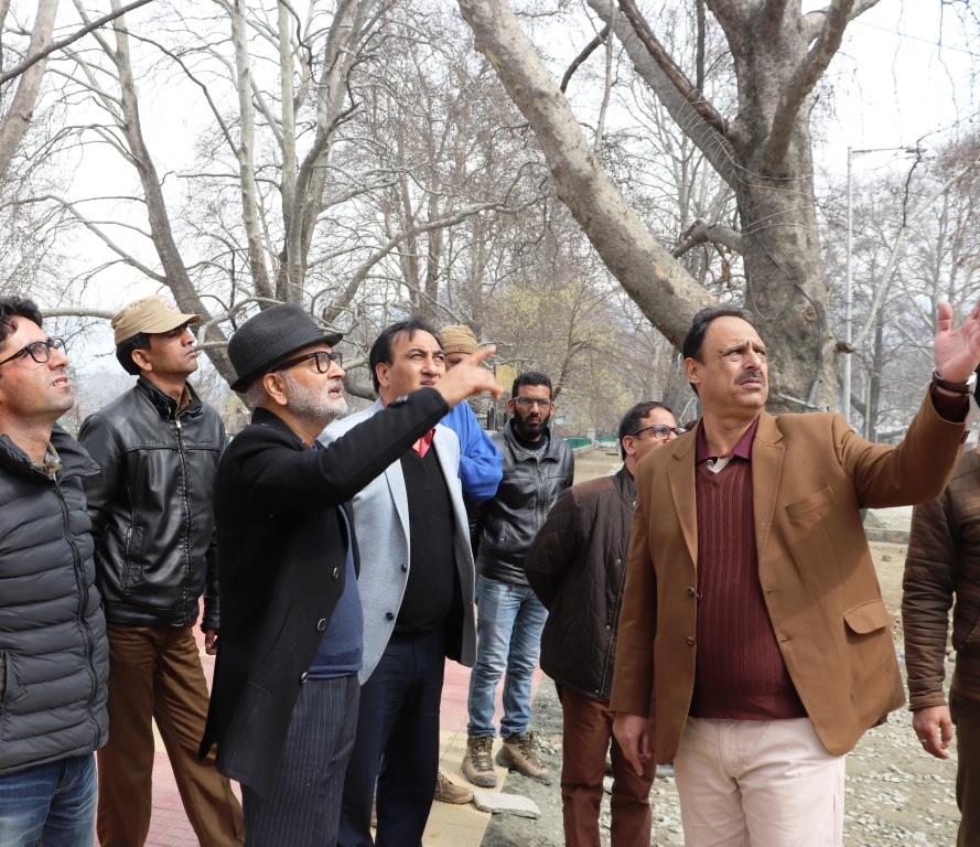 Naeem Akhtar inspects developmental projects in Baramulla, Srinagar