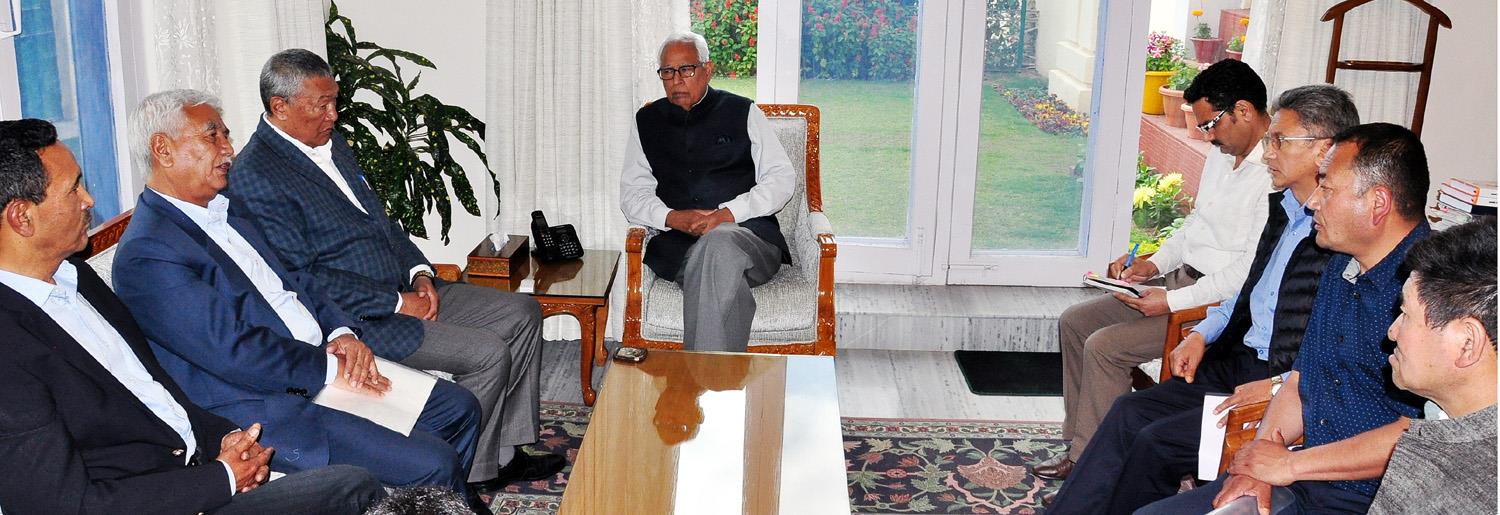 Delegation led by Chering Dorjay meets Governor