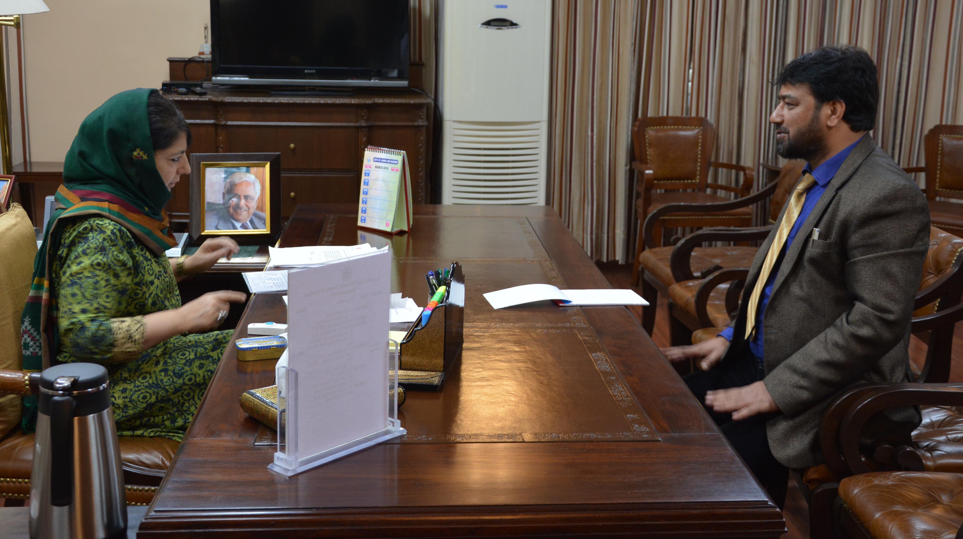 VC JK Cements Ltd calls on CM