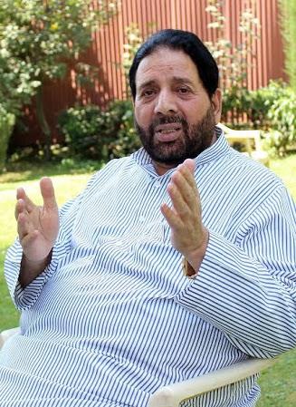 Hakeem Yaseen greets people on Nauroz
