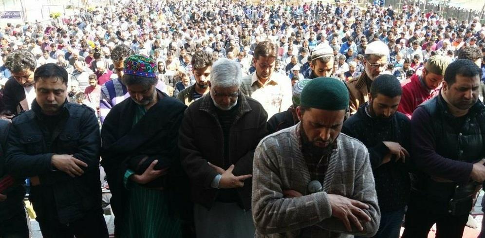Ulema, religious clerics should stop spreading hate: Malik