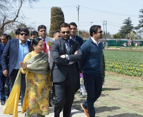 Tulip Garden thrown open for general public, tourists