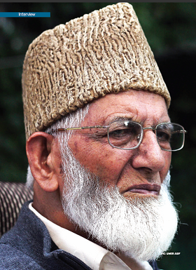 High-level delegation of Hurriyat (G) visits family of slain Shafat Wani