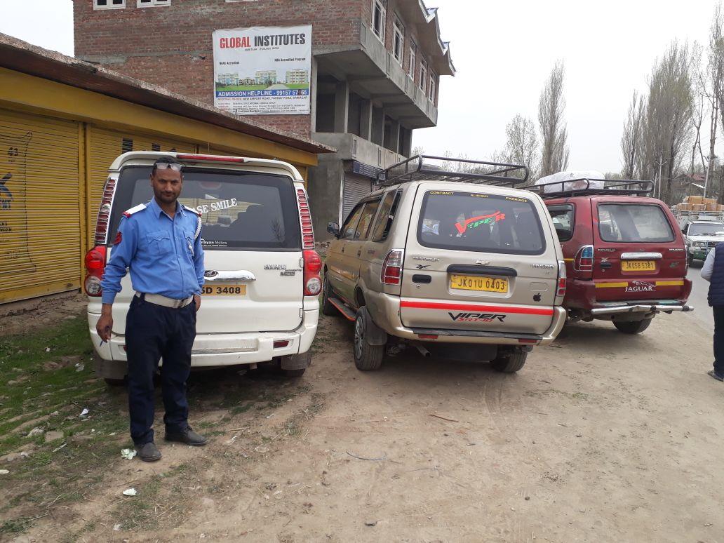 Traffic police launches special drive against norm violators at Pattan