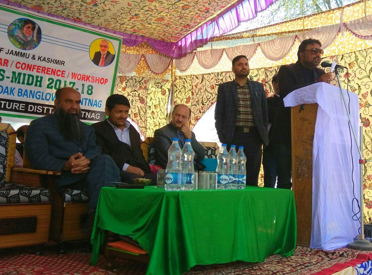 Agriculture Department organizes District Level Seminar in Anantnag