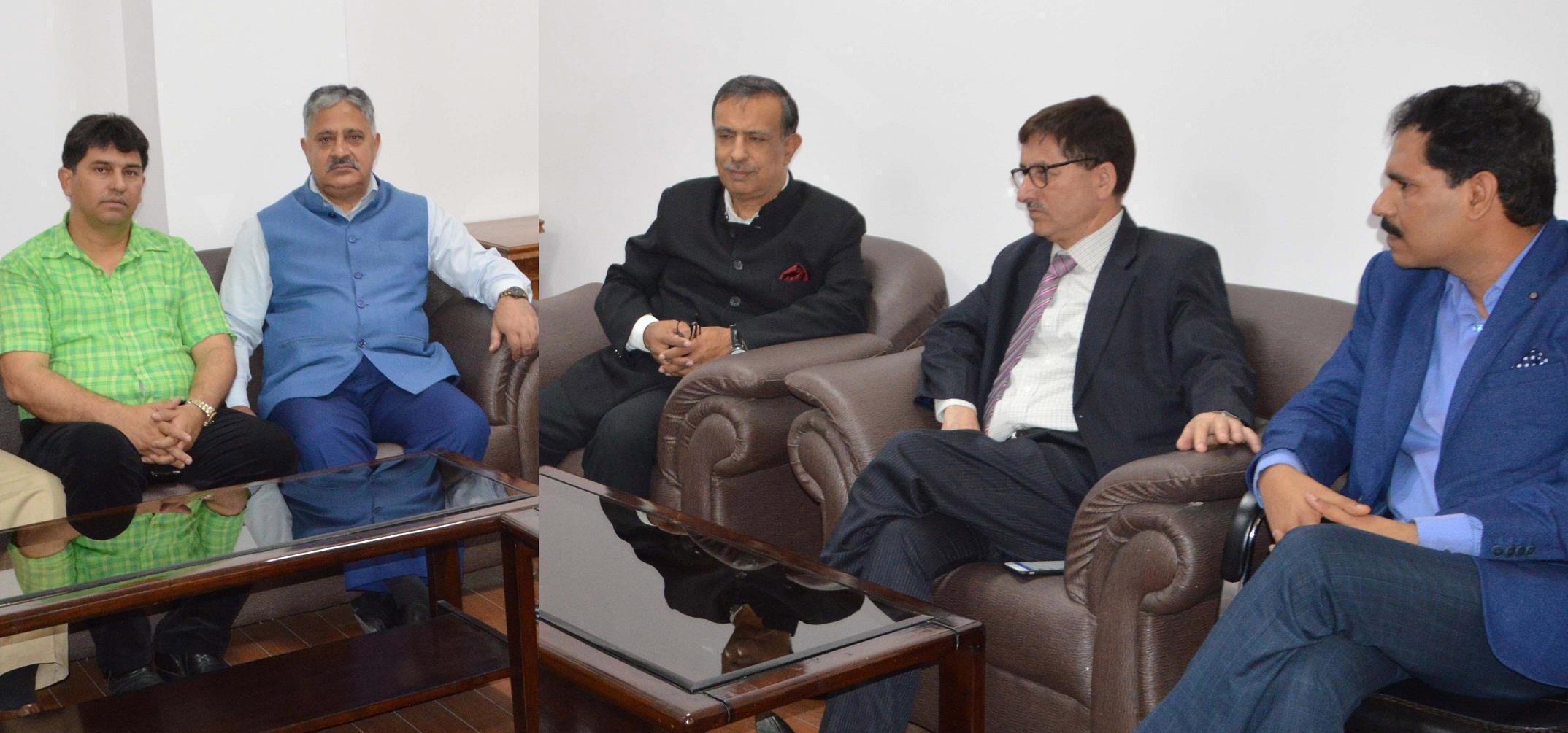 Mattoo asks Private Schools to help JK set national benchmarks in education