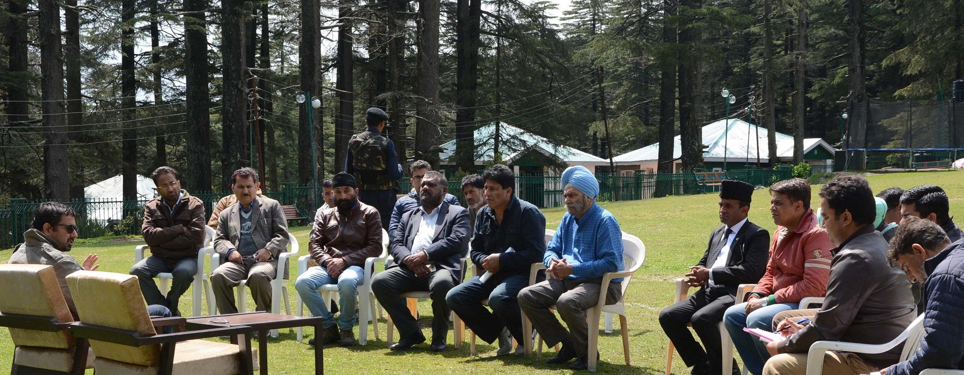 Tassaduq Mufti tours Patnitop, takes stock of tourism infrastructure