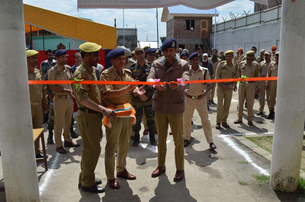 DIG South Kashmir inaugurates SDPO Office, Police Station at Liter Pulwama