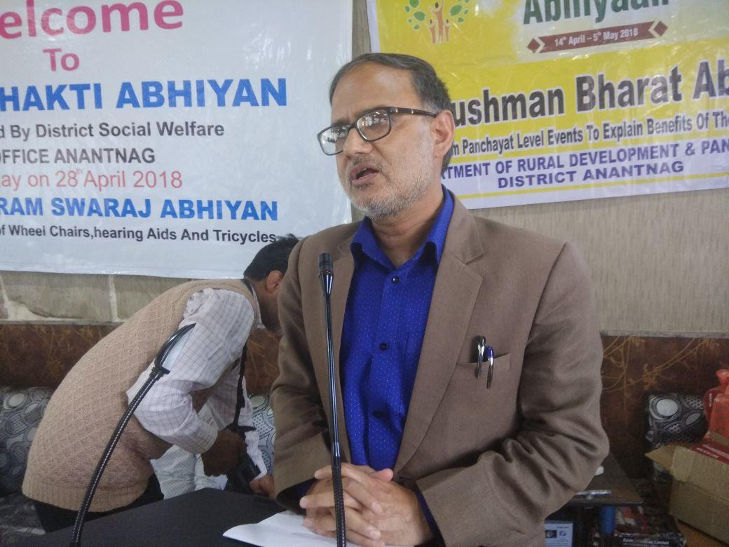 DDC Anantnag inaugurates incentive amount for beneficiaries under Gram Swaraj Abhiyan