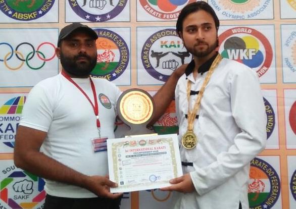 Kupwara youth shines in National Karate Championship at UP