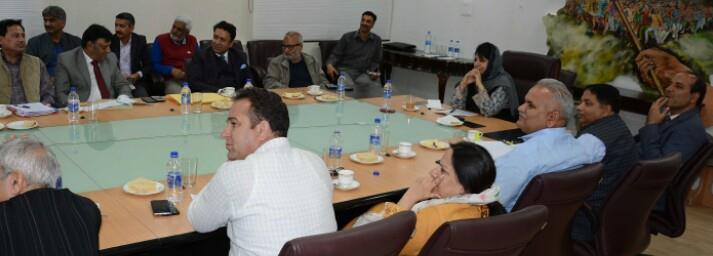 Mehbooba reviews Ramadhan arrangements