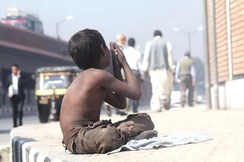 As Ramadhan begins, non-local beggars swarm Srinagar
