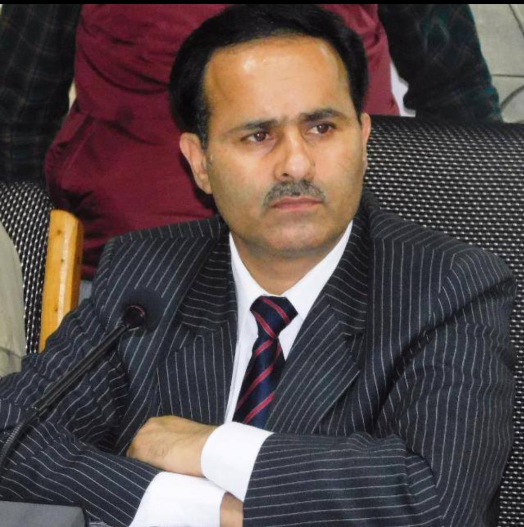 Govt gives additional charge to Dir Edu