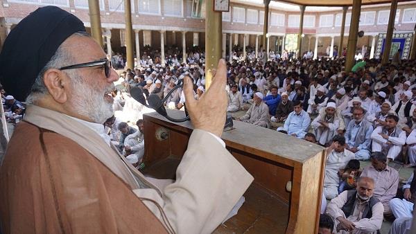 Aga Hasan anguished over loss of life, property on Indo-Pak border