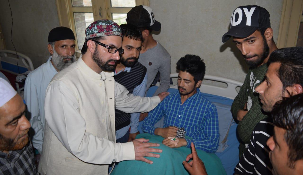 Will protest if deployment around Jamia won’t be lifted: Mirwaiz