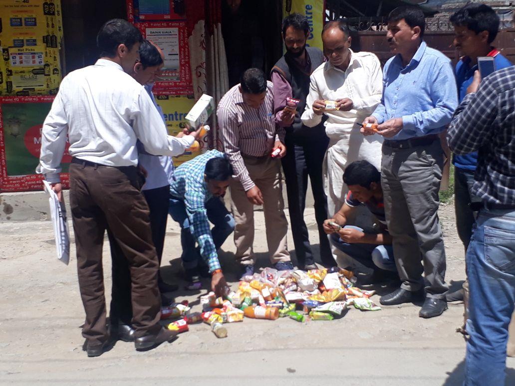 Special squad conducts market checking in Mattan