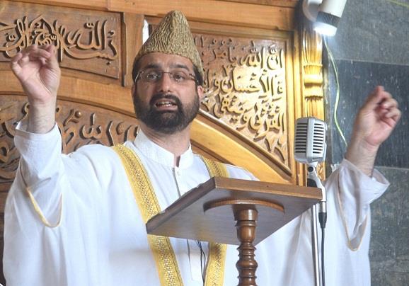 Pro-freedom leadership won’t respond in a hurry rush to Delhi’s assertions over dialogue: Mirwaiz