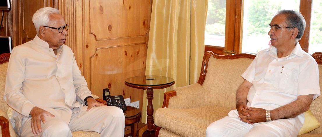 G H Mir meets Governor