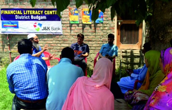J&K Bank observes financial literacy week in Budgam