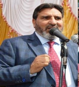 Govt to make Jhelum encroachment-free in Srinagar: Altaf Bukhari