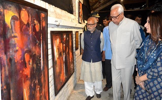 Governor inaugurates '9th Annual Contemporary Art Show-Concourse'