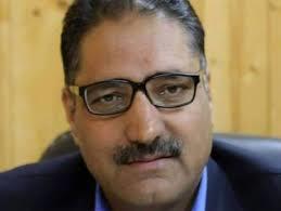 Kashmir shuts against veteran journalist Shujaat, civilian killings