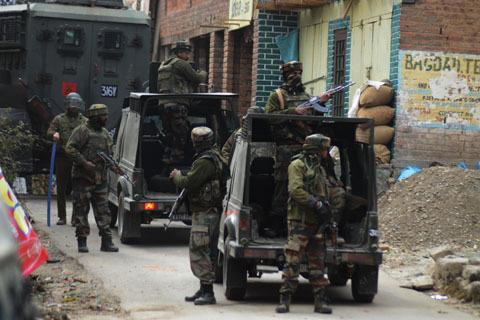 Two militants, one cop killed in Srigufwara encounter: DGP