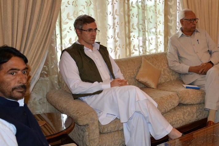 Governor meets leaders of political parties