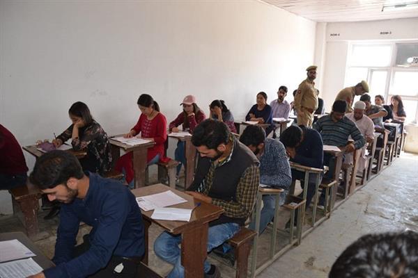 Written test of Sis; Answer key available on police website
