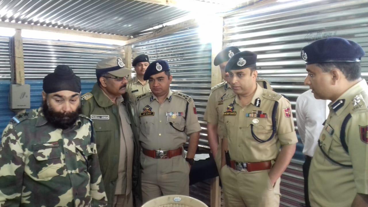 IGP Kashmir reviews arrangements for Amarnath Yatra at Ganderbal
