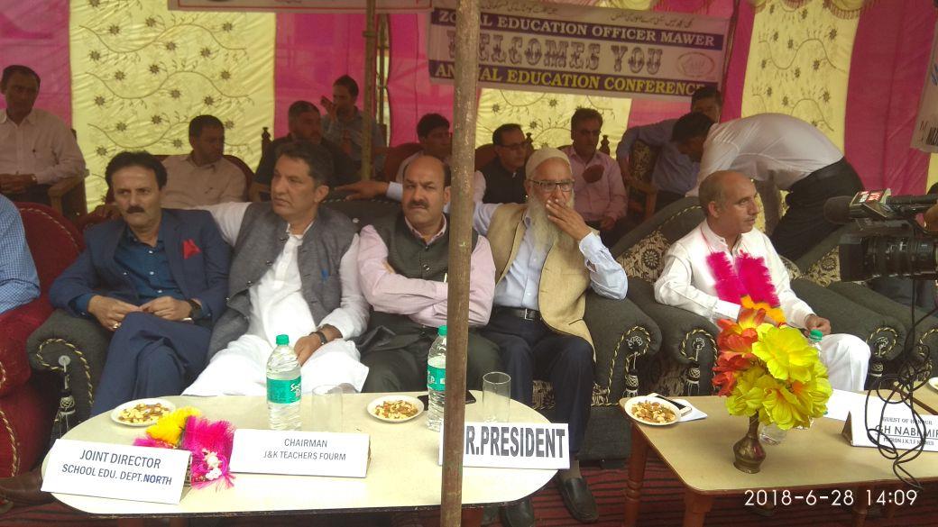 Teachers Forum Zone Mawer holds Educational Conference