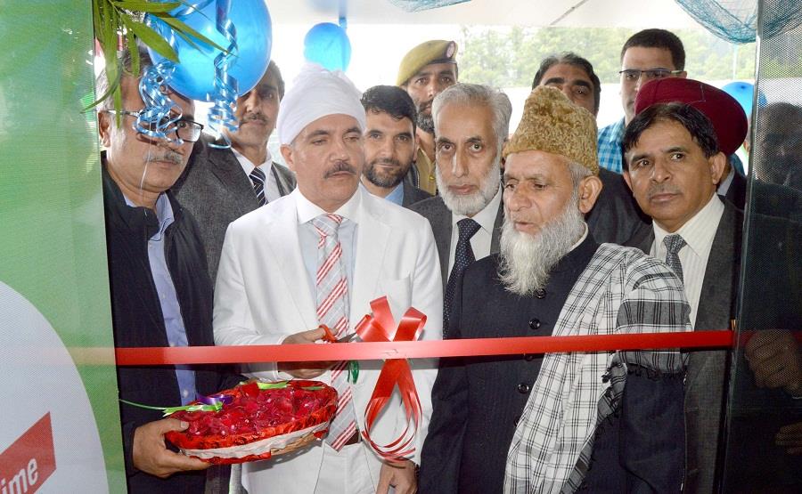 J&K Bank Chairman announces ambulance, bank branch at Baba Rishi