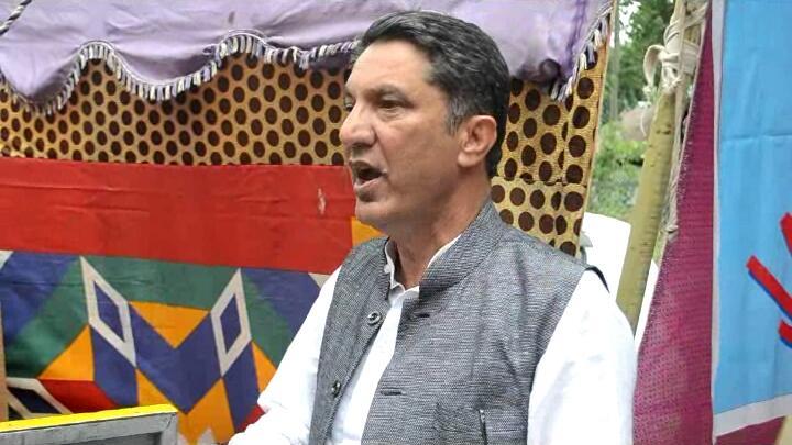 Slow process in resolving issue of SSA teachers unacceptable: Qayoom Wani