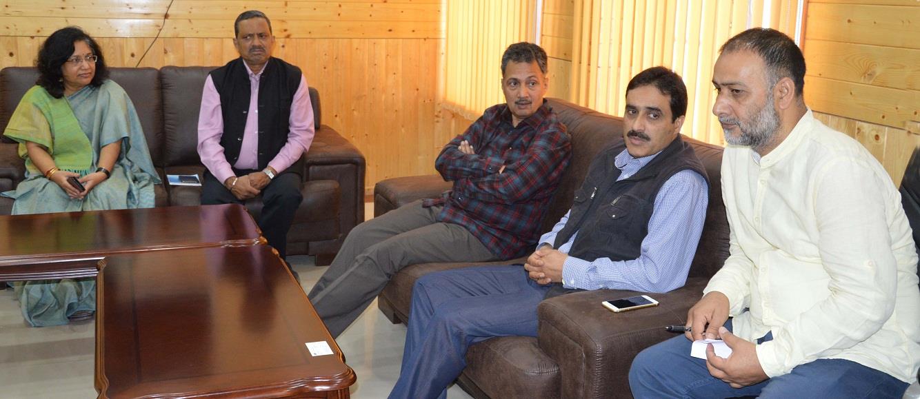 Press Council of India members interact with Director Information