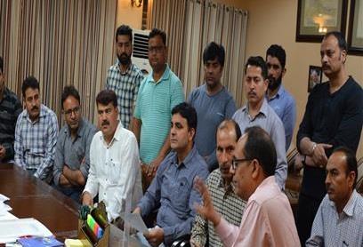 Civil Secretariat employees holds emergency meet