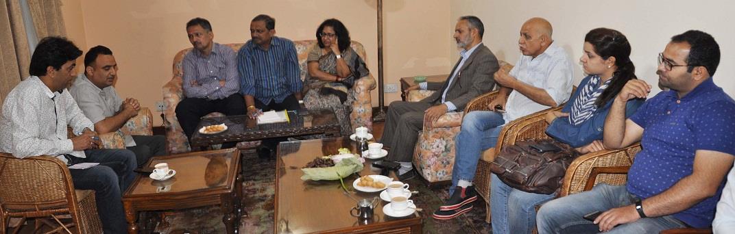 Editors, Journalists Associations meet PCI team in Srinagar