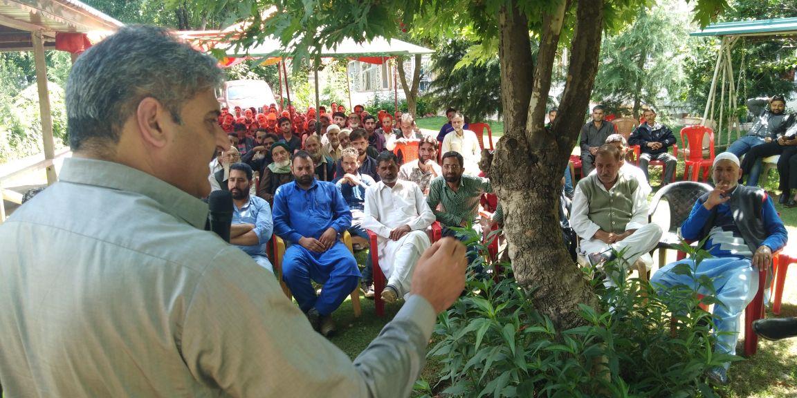 Shaheen urges Governor to dissolve State Assembly, hold fresh elections