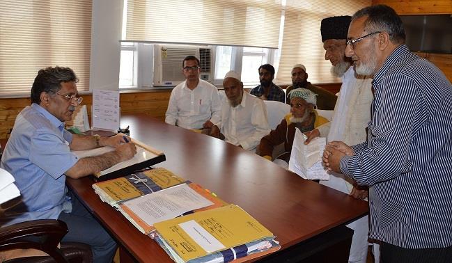 Advisor Ganai for bridging gap between farmers, agri dept