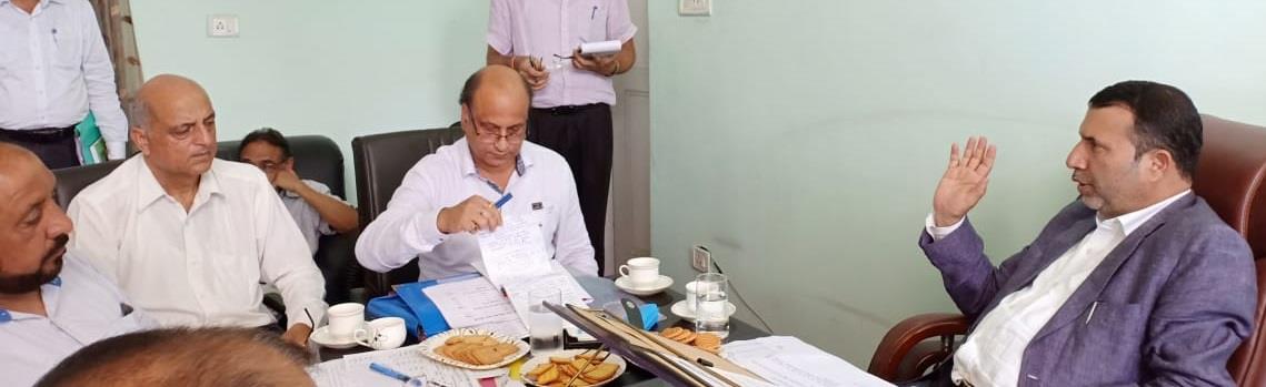 On the directions of Governor, Secretary PHE, I&FC visits Poonch, Pulwama, Shopian