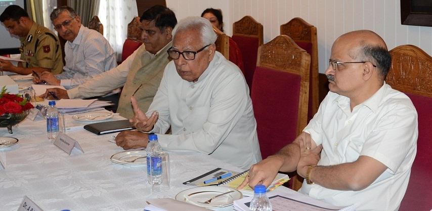 Governor reviews Dal-Nageen conservation, management, rehabilitation programmes