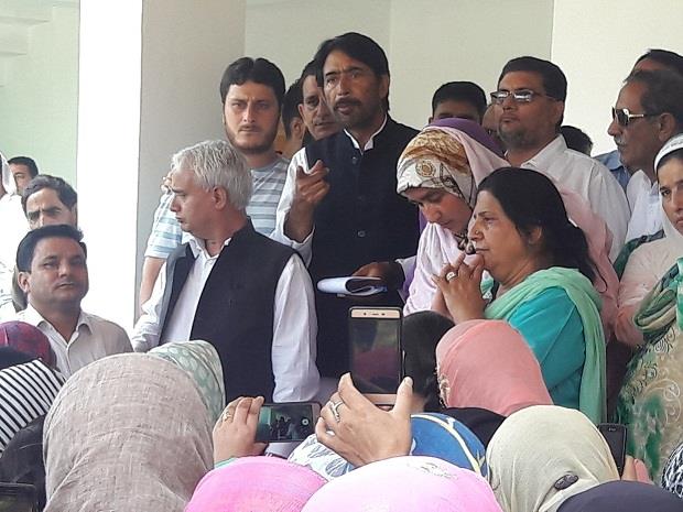Congress discusses current situation in State